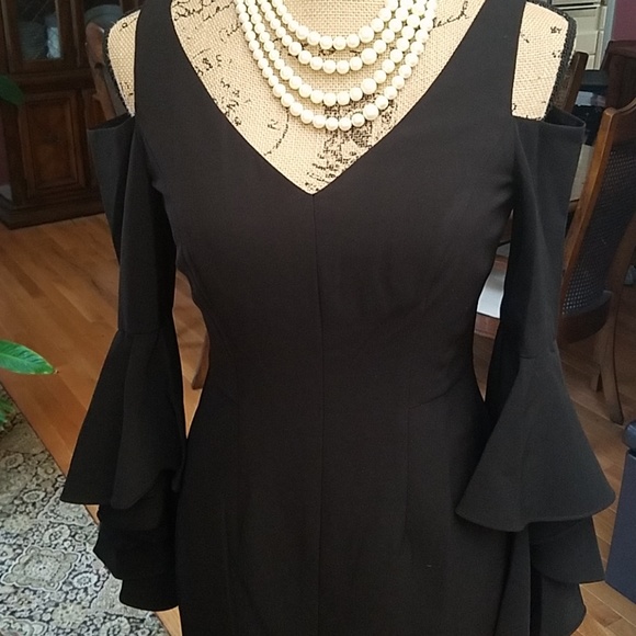 MAGGY LONDON  LBD COLD SHOULDER - Picture 2 of 6